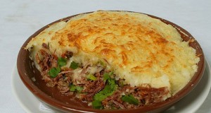 Escondidinho de carne de sol