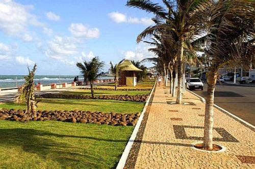 Praia dos artistas coqueiros